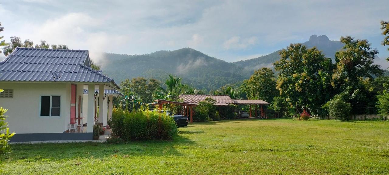 Pimpisa Garden พิมพิศา การ์เด้นท์ Khuang Kom Exterior foto